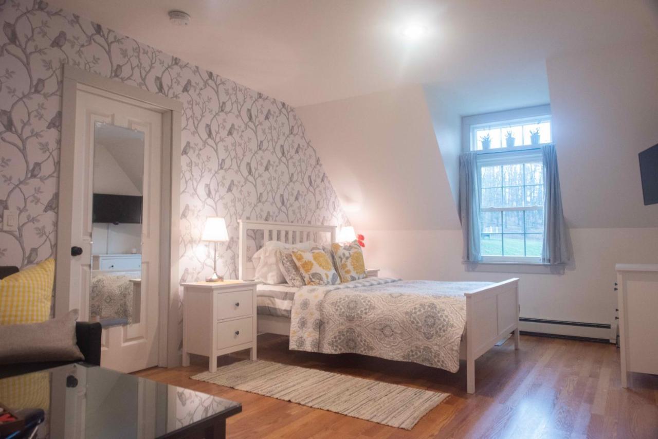 Moonshadow B&B Hammondsport Bagian luar foto
