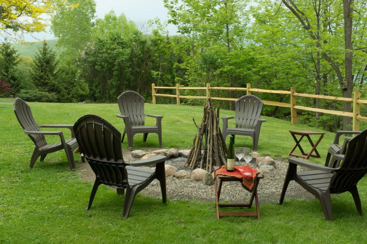 Moonshadow B&B Hammondsport Bagian luar foto